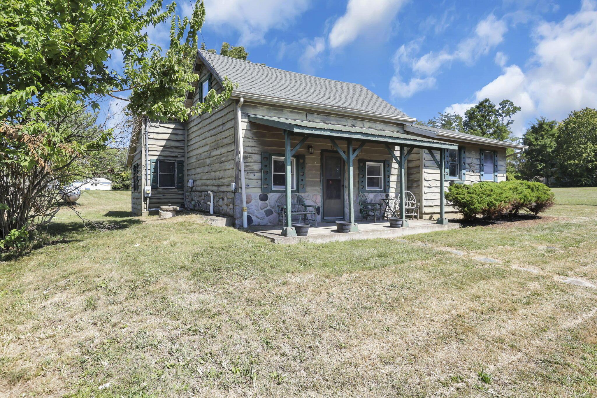 8264 Hayesville Road Kingston, OH 45644 - Photo 4 of 36 4-web-or-mls-939A4753