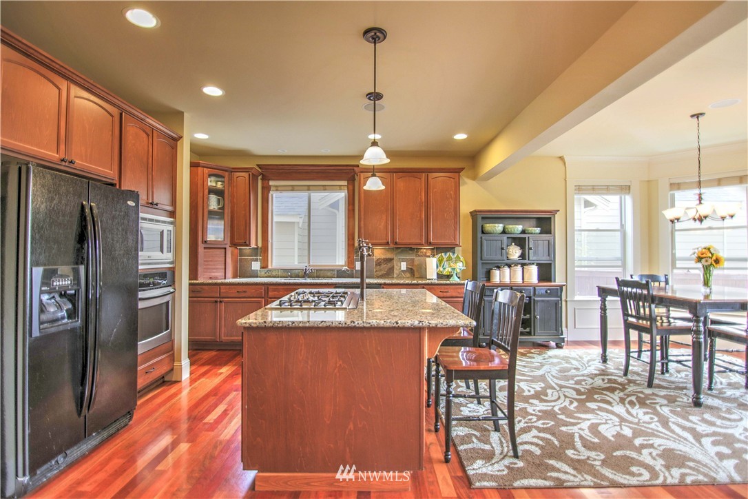 6759 Southeast 2nd Street Renton, WA 98059 - Photo 5 of 22
