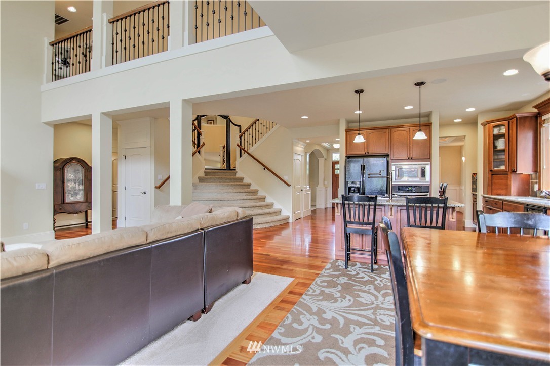 6759 Southeast 2nd Street Renton, WA 98059 - Photo 8 of 22