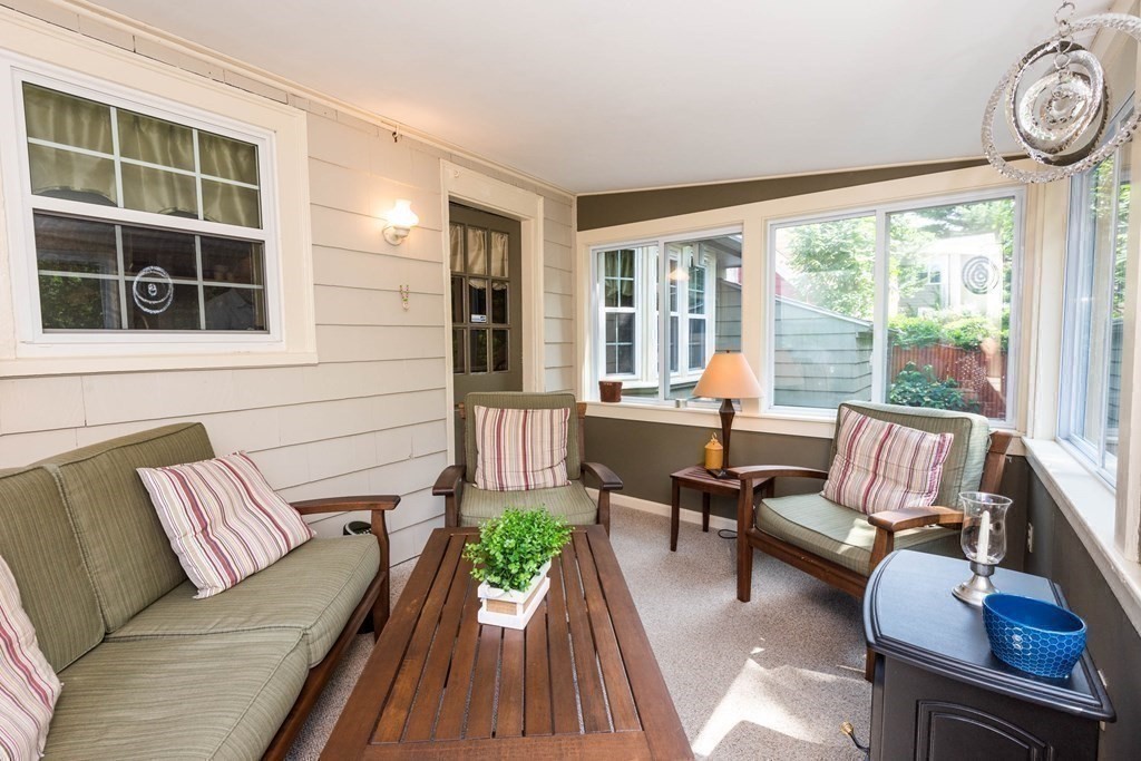 47 Canterbury Road Lynnfield, MA 01940 - Photo 16 of 31 Gallery Image 16
