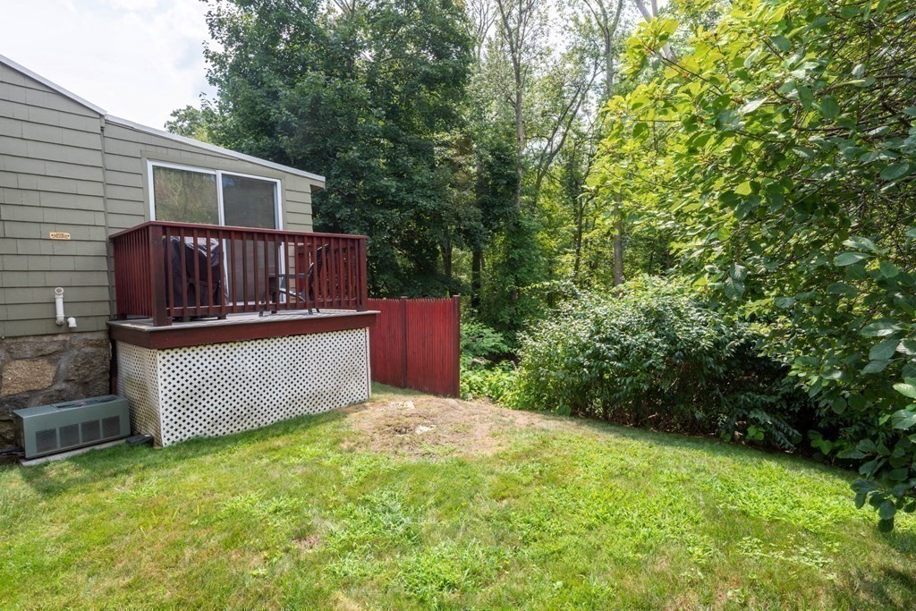 47 Canterbury Road Lynnfield, MA 01940 - Photo 28 of 31 Gallery Image 28