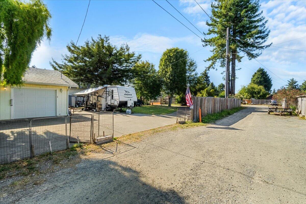 2075 Simmons Road Eureka, CA 95503 - Photo 7 of 7