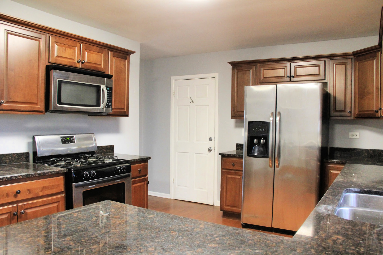 1938 North Washington Street Wheaton, IL 60187 - Photo 6 of 17