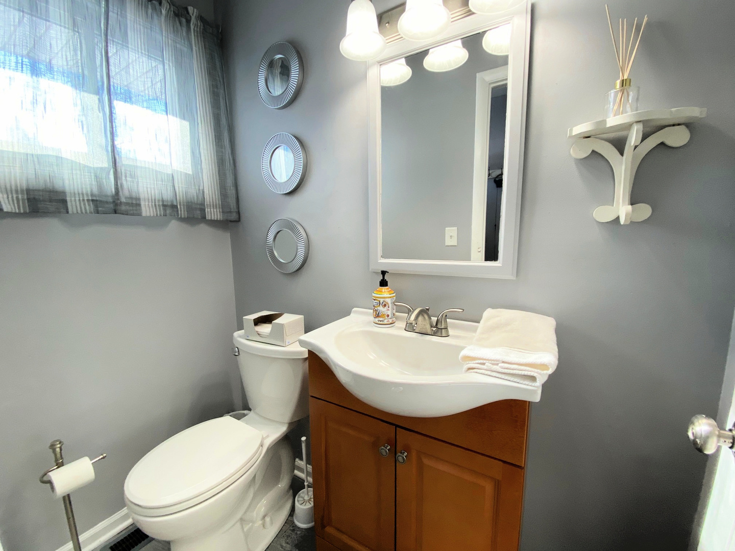 1938 North Washington Street Wheaton, IL 60187 - Photo 9 of 17
