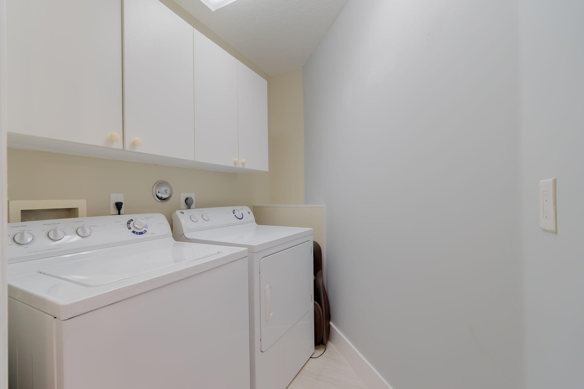 18404 Vía Di Regina Boca Raton, FL 33496 - Photo 22 of 47 22-web-or-mls-DSC05133