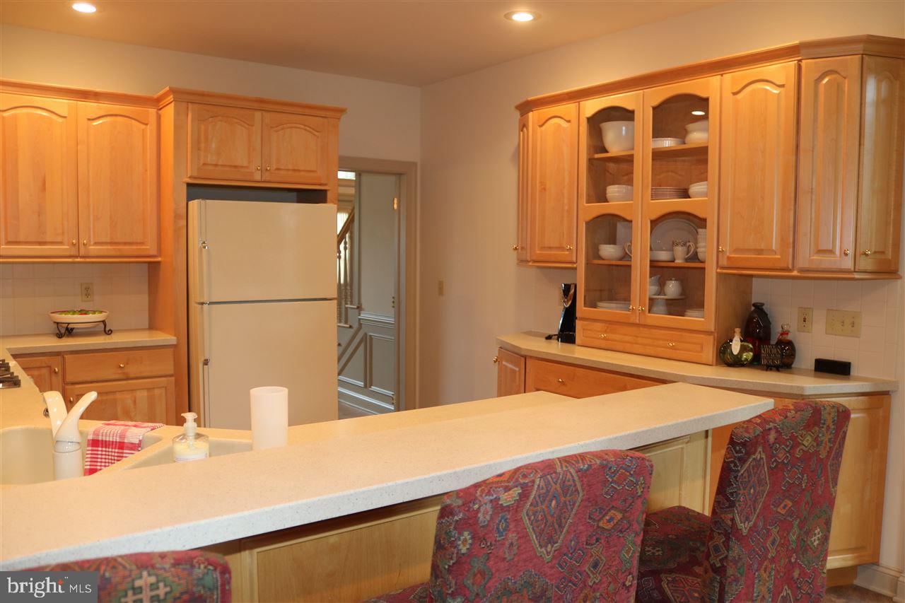 6544 Windmere Road Harrisburg, PA 17111 - Photo 4 of 25 Gallery Image 4