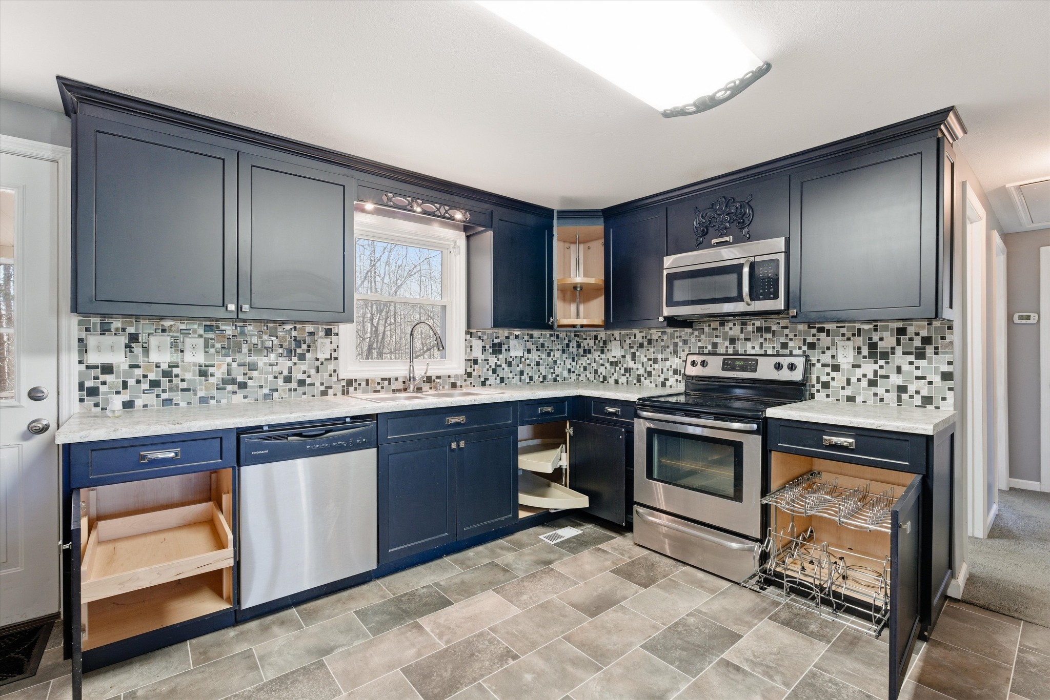 181 Falling Water Road Sparta, TN 38583 - Photo 8 of 38