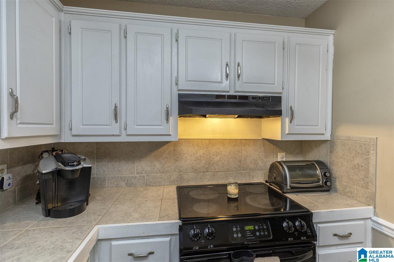 5180 Colonial Park Road Birmingham, AL 35242 - Photo 9 of 42
