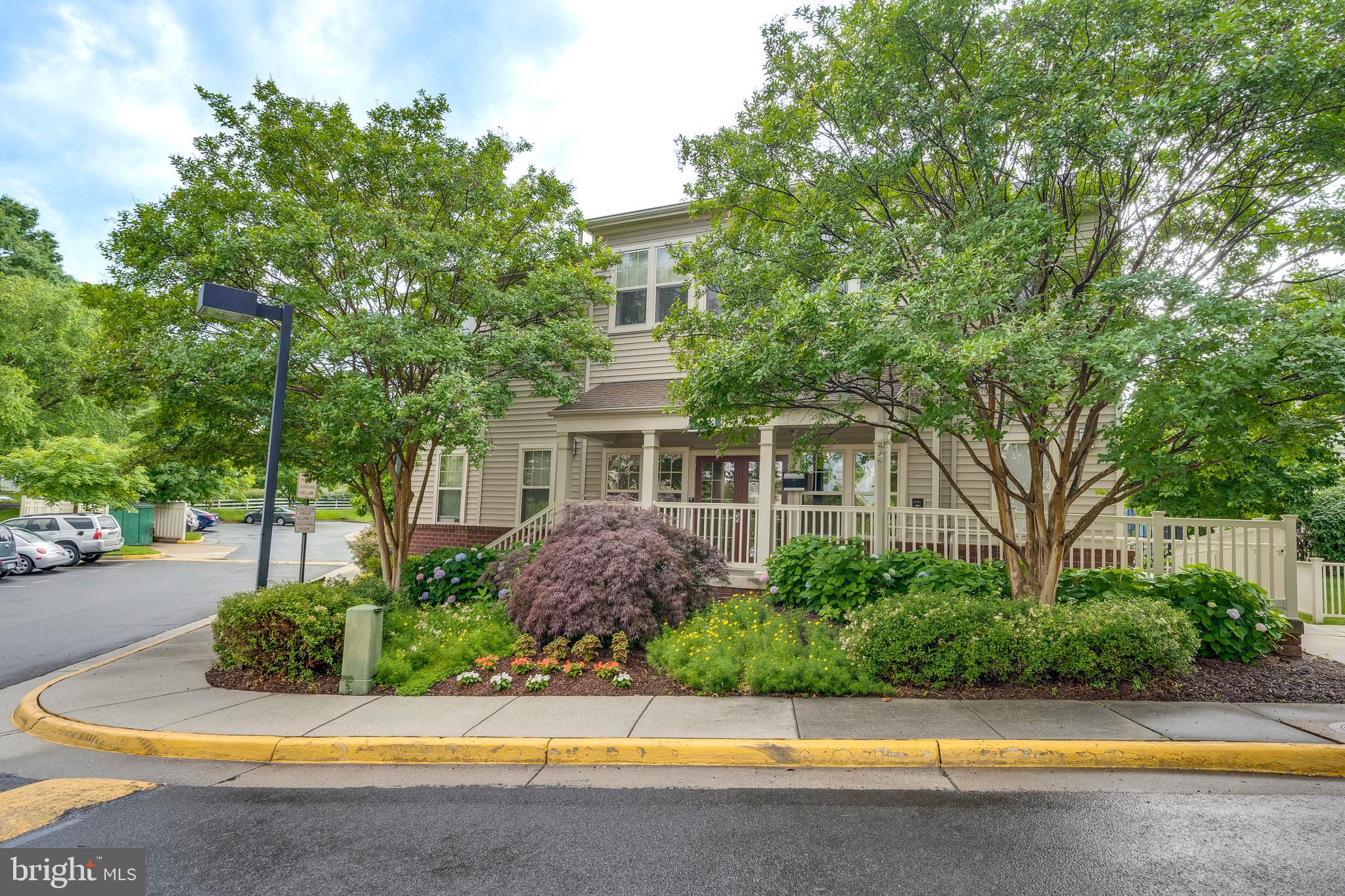 1727 Ascot Way, Unit D Reston, VA 20190 - Photo 36 of 43 Gallery Image 36