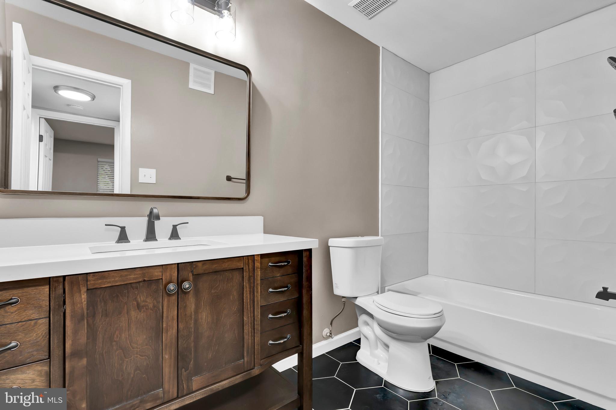 1727 Ascot Way, Unit D Reston, VA 20190 - Photo 5 of 43 Gallery Image 5