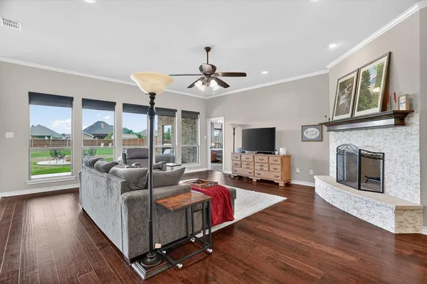 $475,000 | 1032 Telford Trail, Crowley, TX 76036