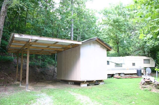 201 Middle Creek Road Cosby, TN 37722 - Photo 18 of 26 storage shed