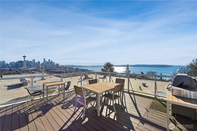 $1,750 | 530 West Olympic Place, Unit 105, Seattle, WA 98119