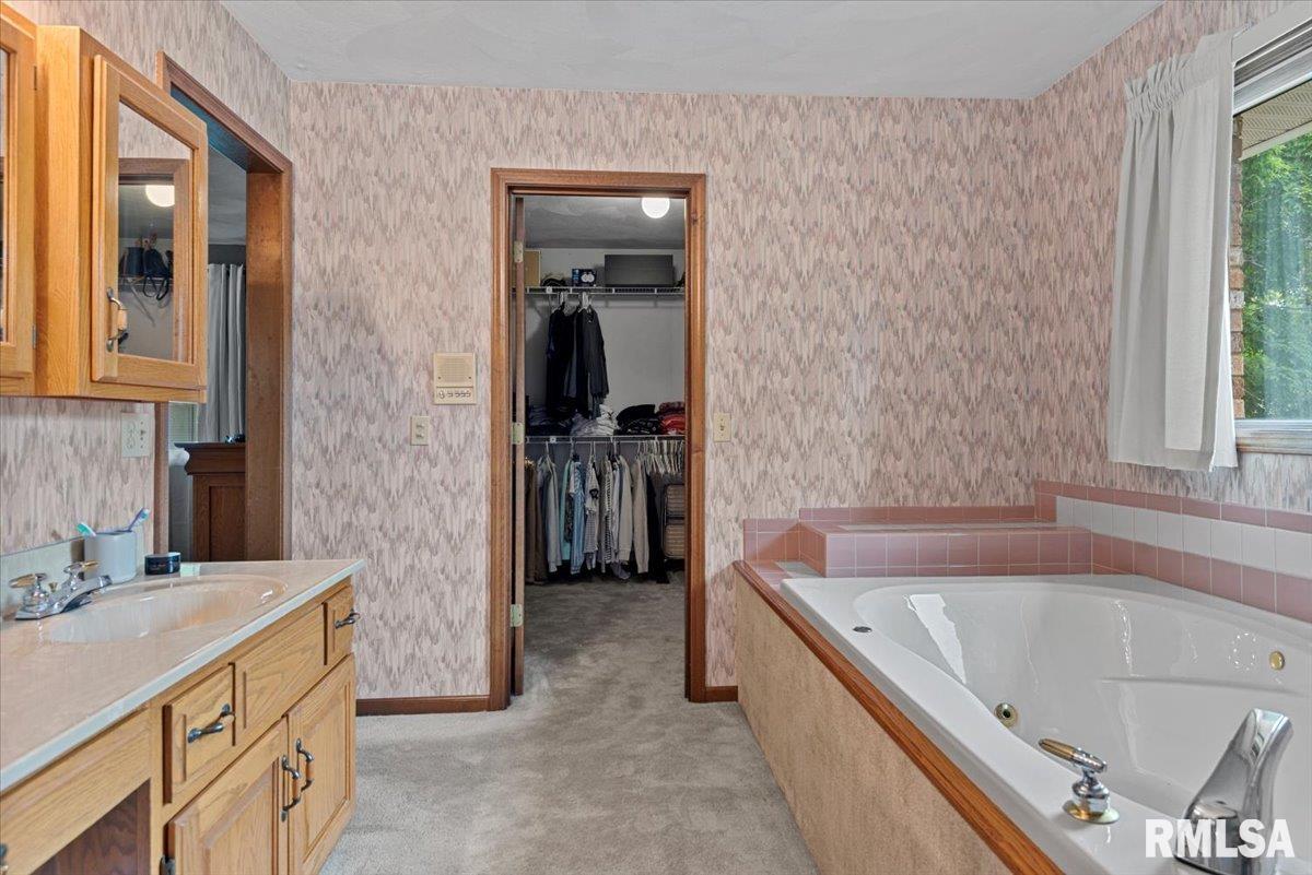 604 Clipper Road Springfield, IL 62711 - Photo 42 of 70