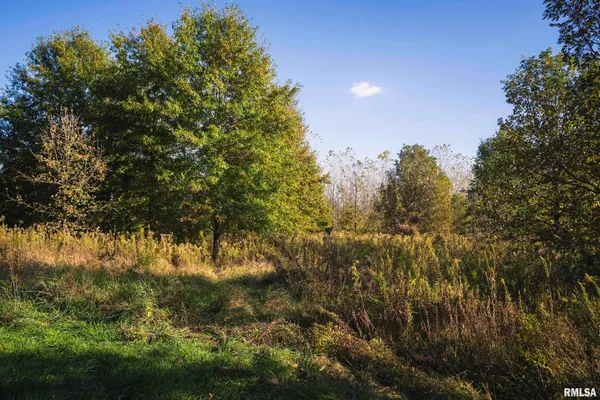 $1,195,000 | 3070 East County Road 900, Plymouth, IL 62367