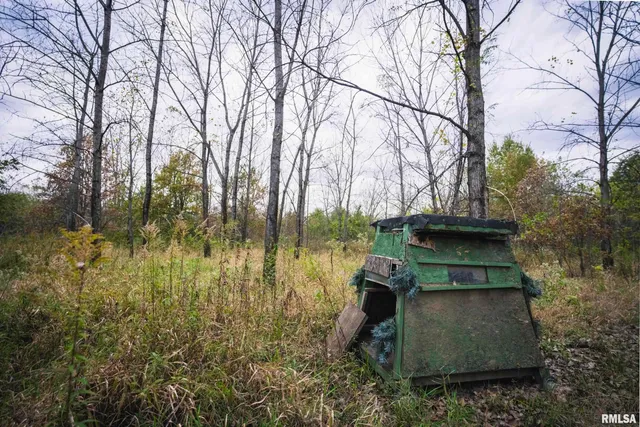 $1,195,000 | 3070 East County Road 900, Plymouth, IL 62367