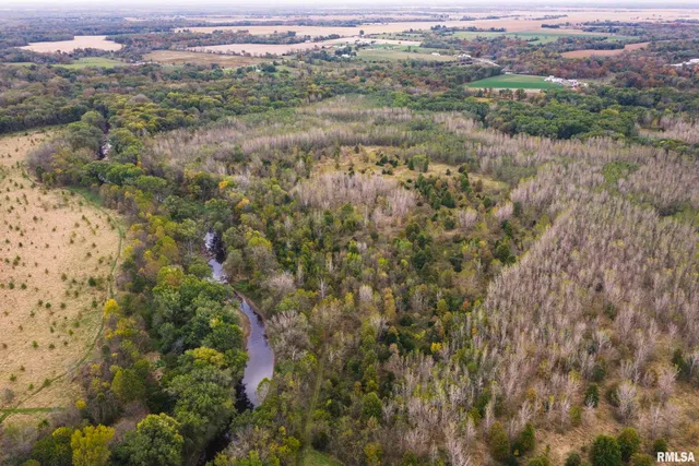 $1,195,000 | 3070 East County Road 900, Plymouth, IL 62367