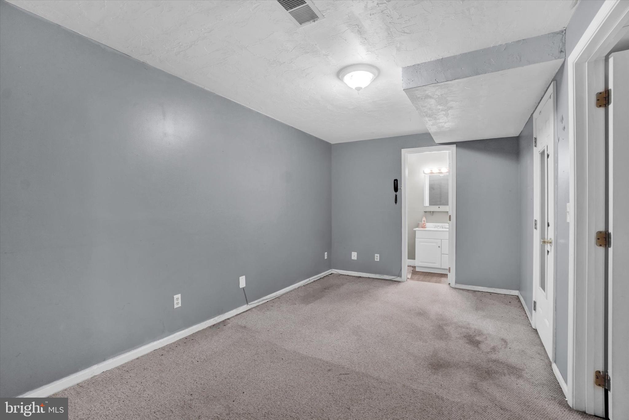 3955 North Rohrbaugh Road Seven Valleys, PA 17360 - Photo 17 of 22 Gallery Image 17