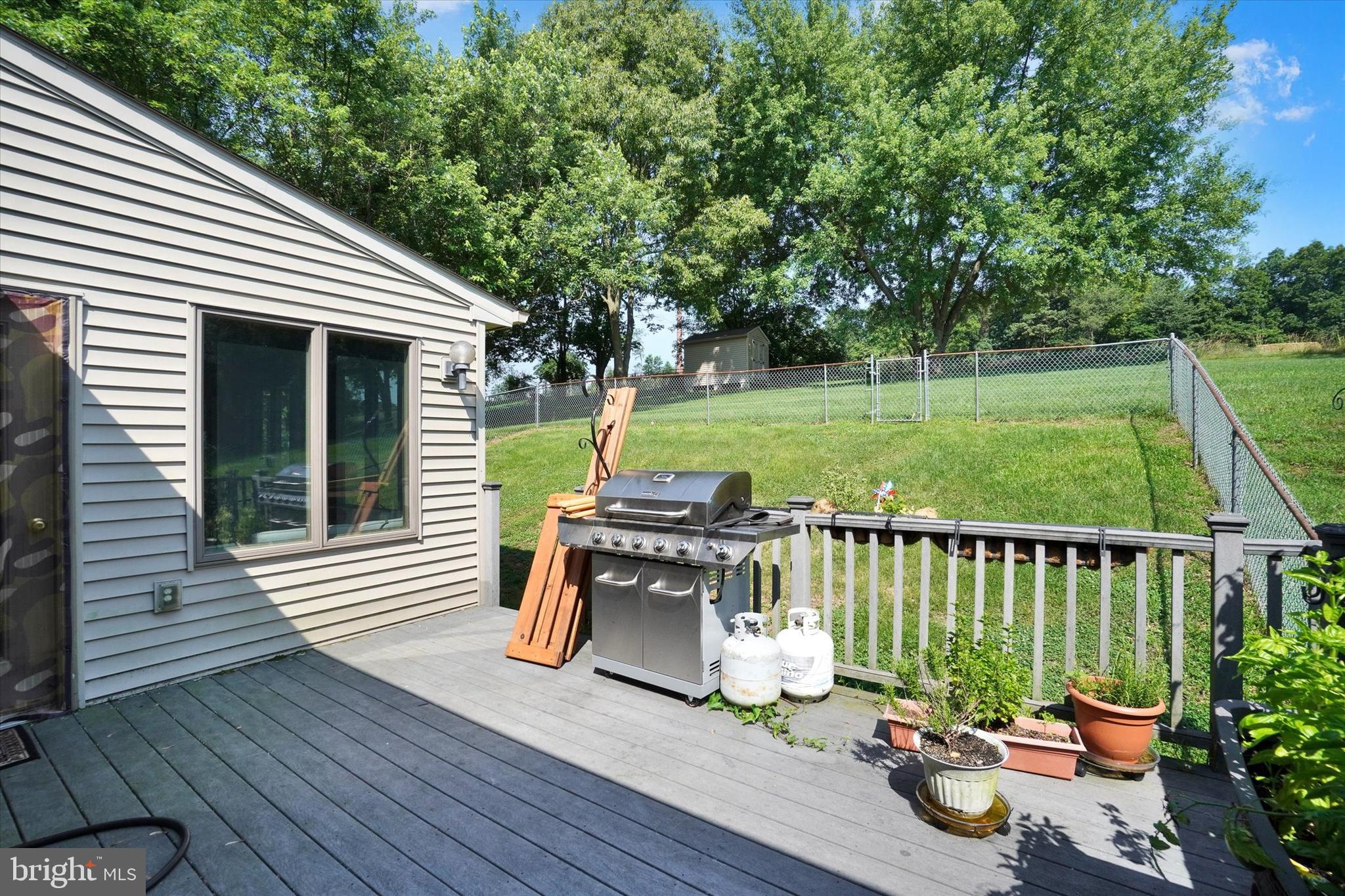 3955 North Rohrbaugh Road Seven Valleys, PA 17360 - Photo 21 of 22 Gallery Image 21