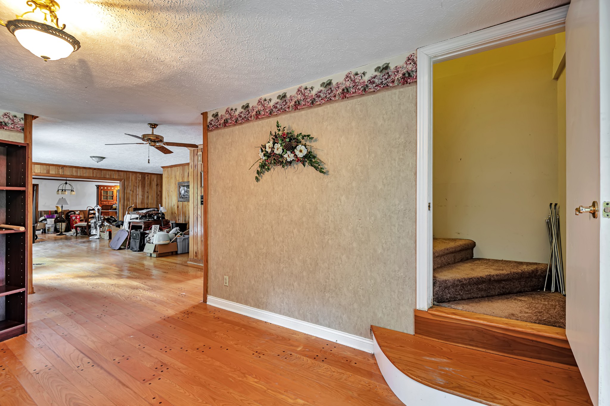 450 Womack Road Portland, TN 37148 - Photo 9 of 22 a view of a hallway with a livingroom and entryway