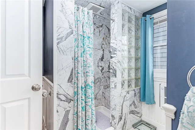 $725,000 | 132 Highland Avenue, Portsmouth, RI 02871