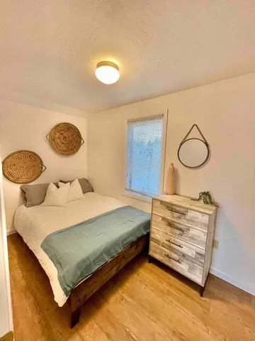 $725,000 | 132 Highland Avenue, Portsmouth, RI 02871