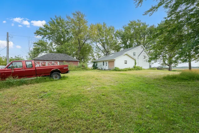 $275,000 | 18216 535th Street, West Concord, MN 55985