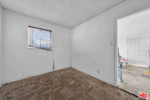$879,000 | 224 West 84th Street, Los Angeles, CA 90003