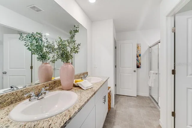 $319,999 | 13237 Tropical Breeze Way, Hudson, FL 34669