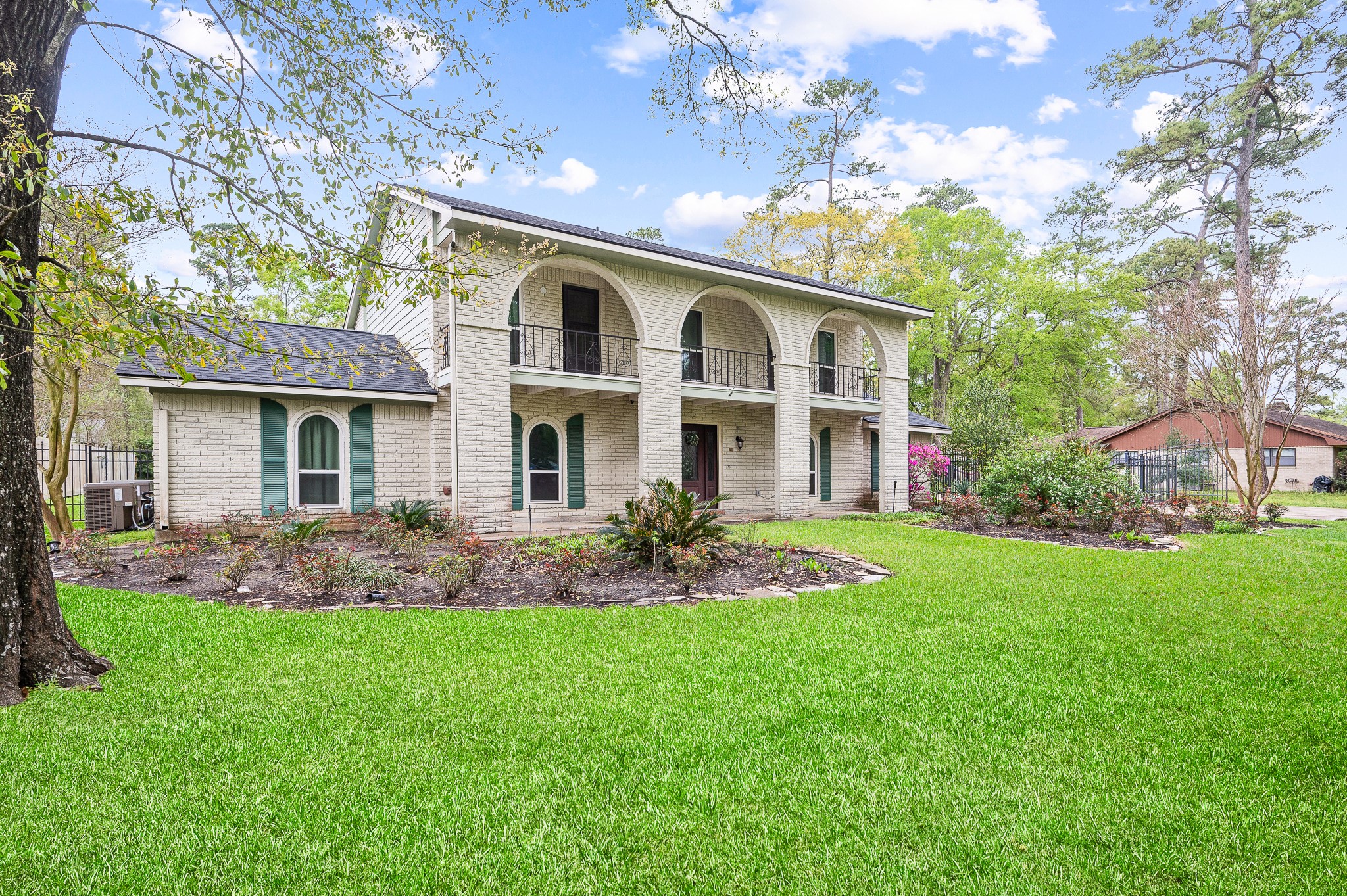 16811 Waycreek Road Houston, TX 77068 - Photo 7 of 50 a front view of house with yard and green space