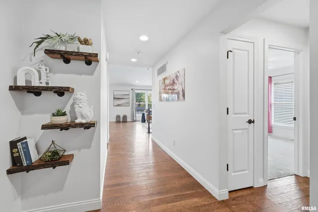 $505,000 | 5767 Evergreen Place, Bettendorf, IA 52722