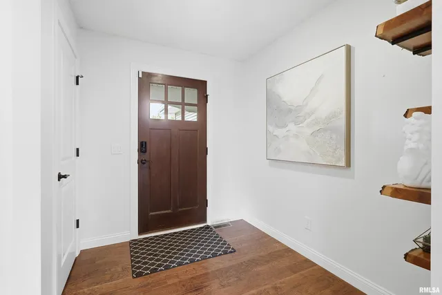 $505,000 | 5767 Evergreen Place, Bettendorf, IA 52722