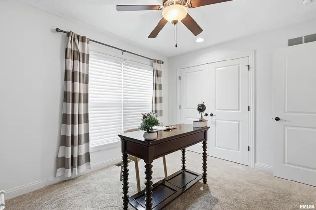 $505,000 | 5767 Evergreen Place, Bettendorf, IA 52722