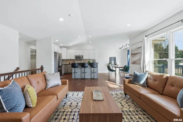 $505,000 | 5767 Evergreen Place, Bettendorf, IA 52722