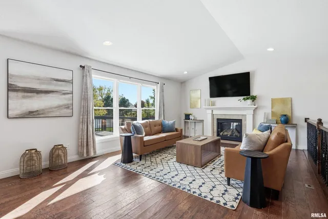 $505,000 | 5767 Evergreen Place, Bettendorf, IA 52722