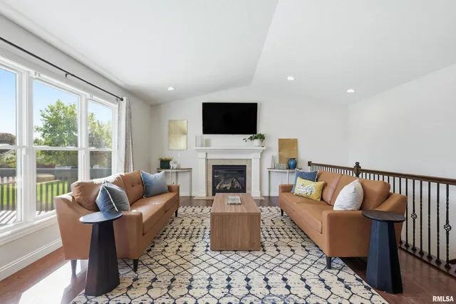 $505,000 | 5767 Evergreen Place, Bettendorf, IA 52722