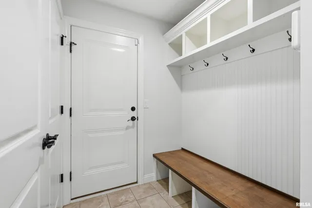 $505,000 | 5767 Evergreen Place, Bettendorf, IA 52722