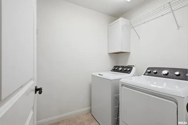 $505,000 | 5767 Evergreen Place, Bettendorf, IA 52722