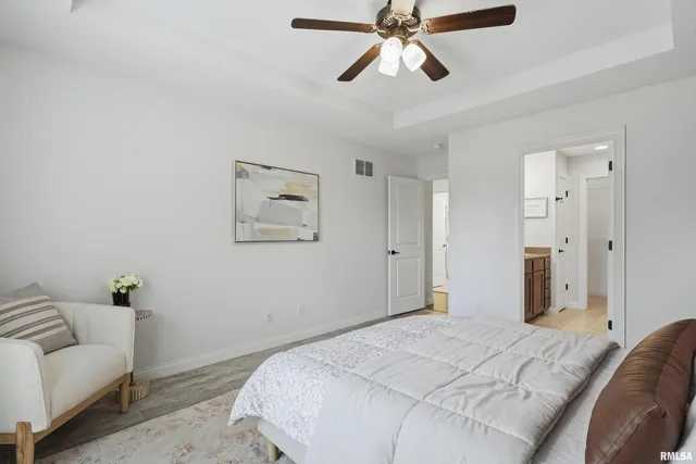 $505,000 | 5767 Evergreen Place, Bettendorf, IA 52722