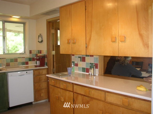 108 Virginia Place Longview, WA 98632 - Photo 11 of 22 Gallery Image 11