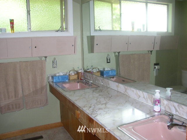 108 Virginia Place Longview, WA 98632 - Photo 18 of 22 Gallery Image 18