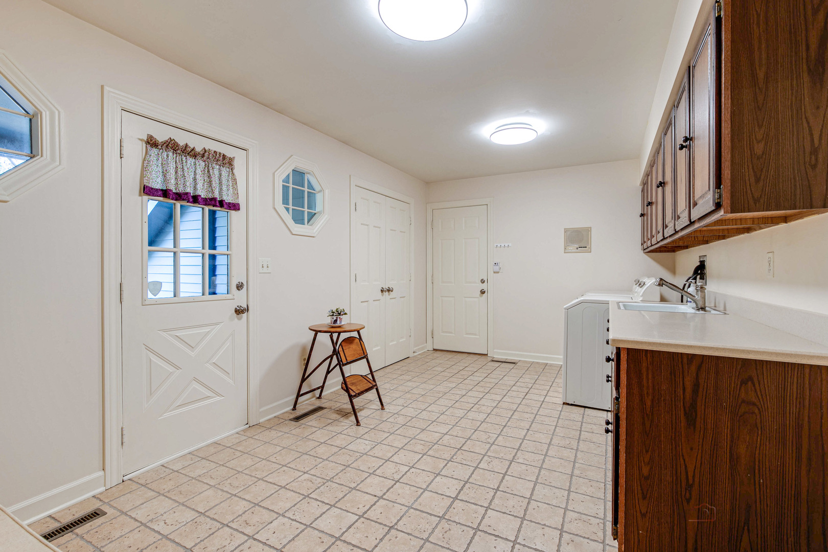 395 Fox Run Road Libertyville, IL 60048 - Photo 21 of 61