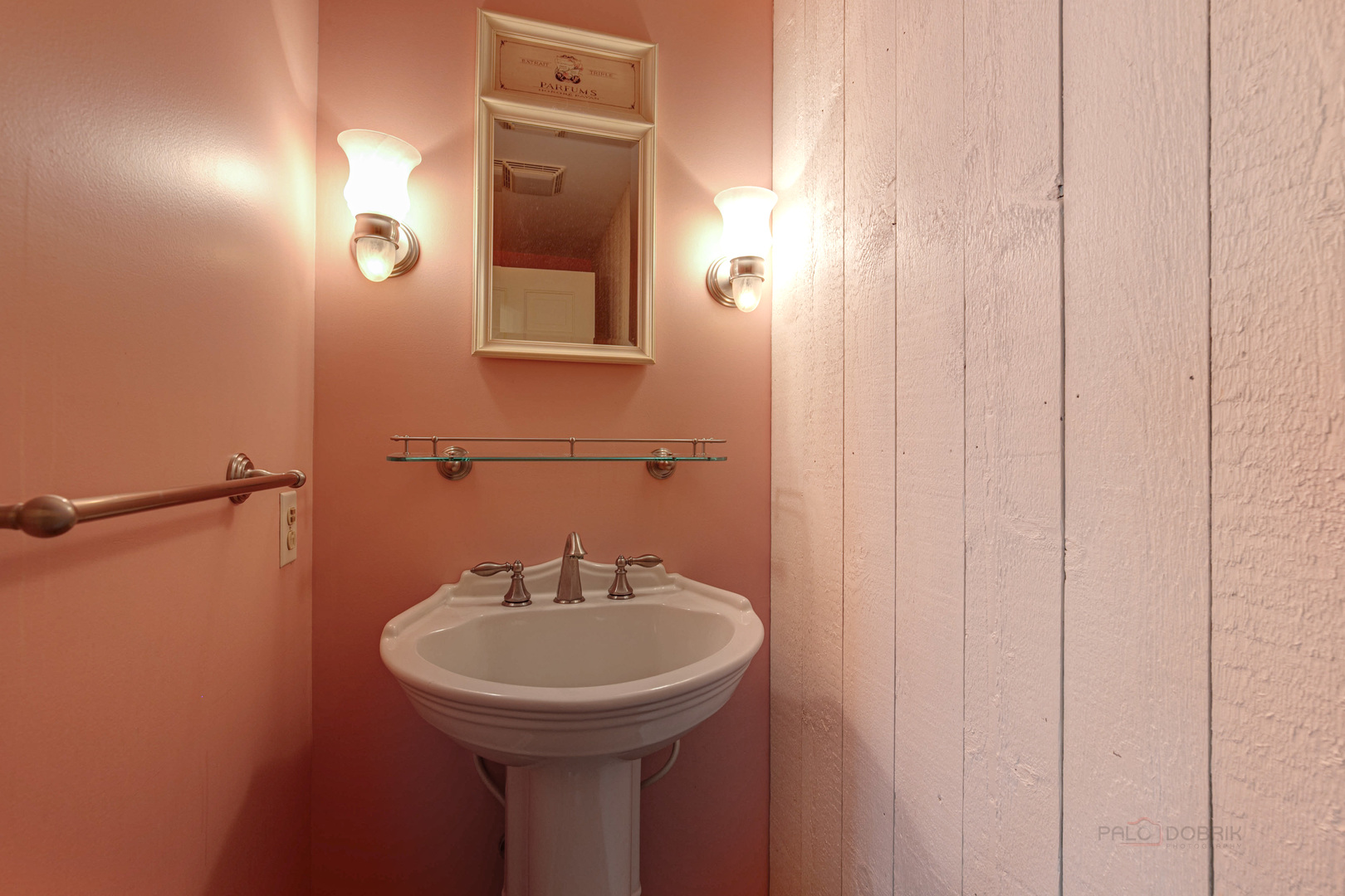 395 Fox Run Road Libertyville, IL 60048 - Photo 23 of 61 a bathroom with a sink and mirror