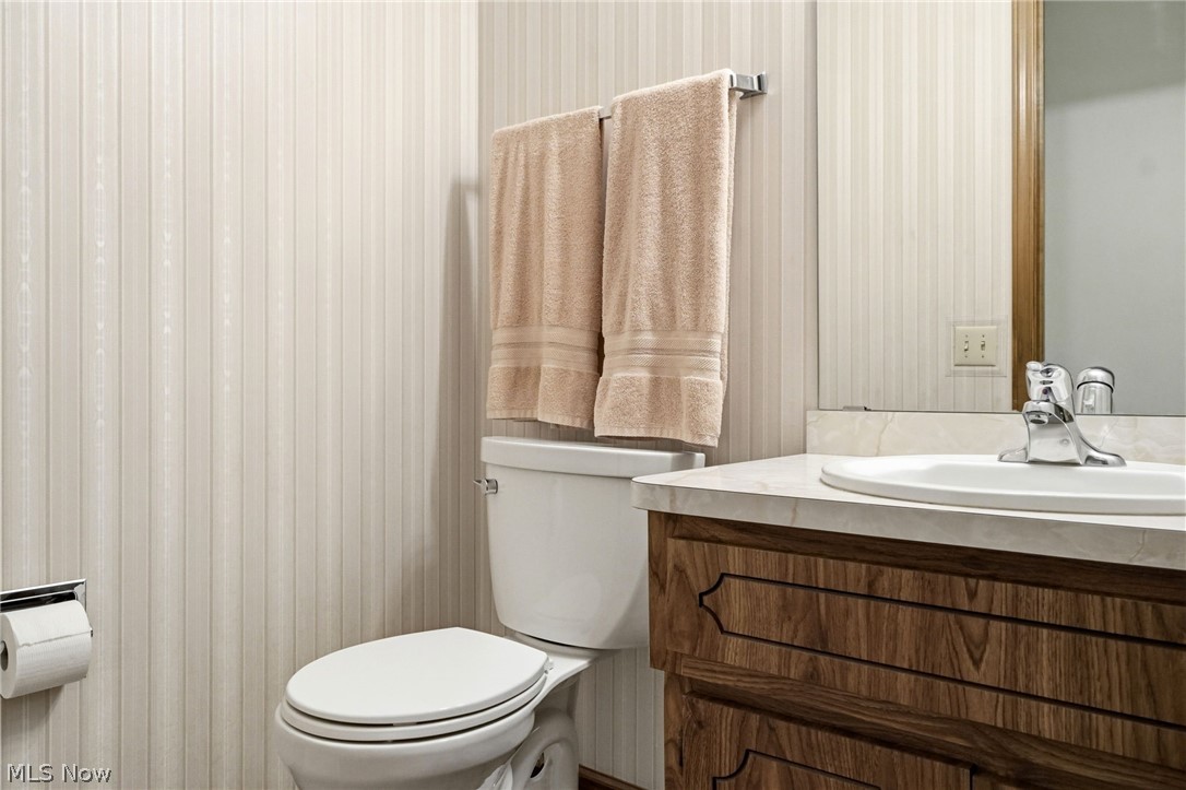 13176 Whitney Road Strongsville, OH 44136 - Photo 17 of 50 Half bathroom on 1st floor
