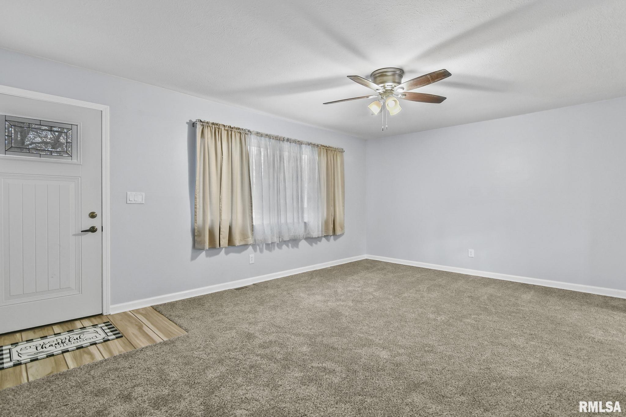 20 Mesa Road Springfield, IL 62702 - Photo 4 of 31