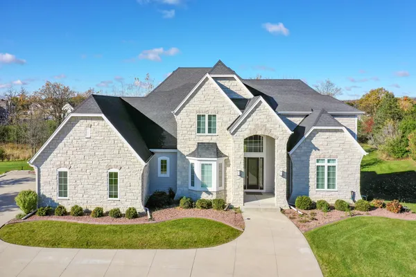 $1,599,000 | 19955 Bradon Trail, Brookfield, WI 53045