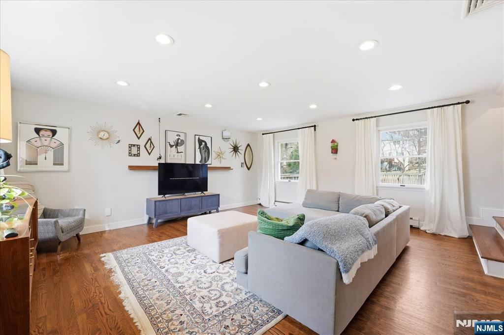 666 Park Road Morris Plains, NJ 07950 - Photo 2 of 34