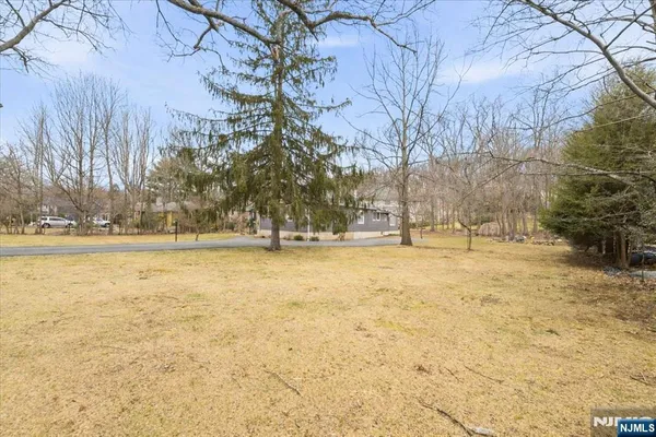 $699,000 | 666 Park Road, Morris Plains, NJ 07950