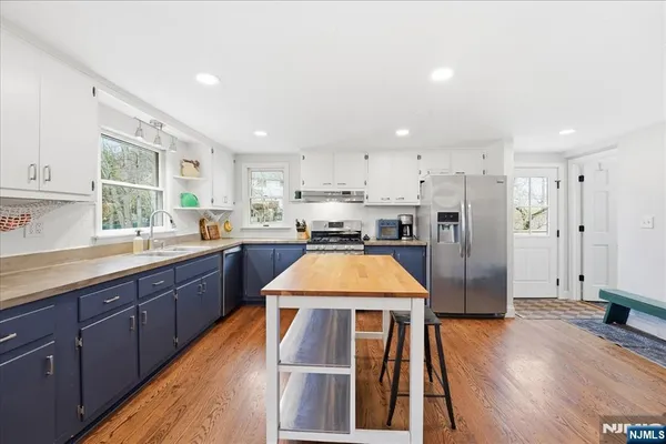 $699,000 | 666 Park Road, Morris Plains, NJ 07950