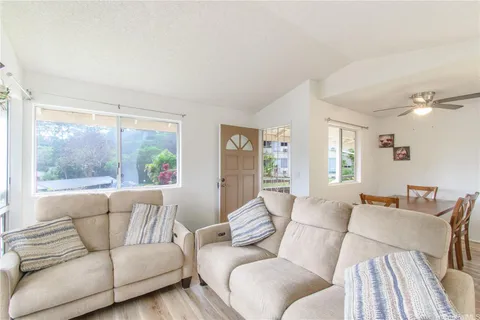 $475,000 | 95-510 Wikao Street, Unit B202, Mililani, HI 96789